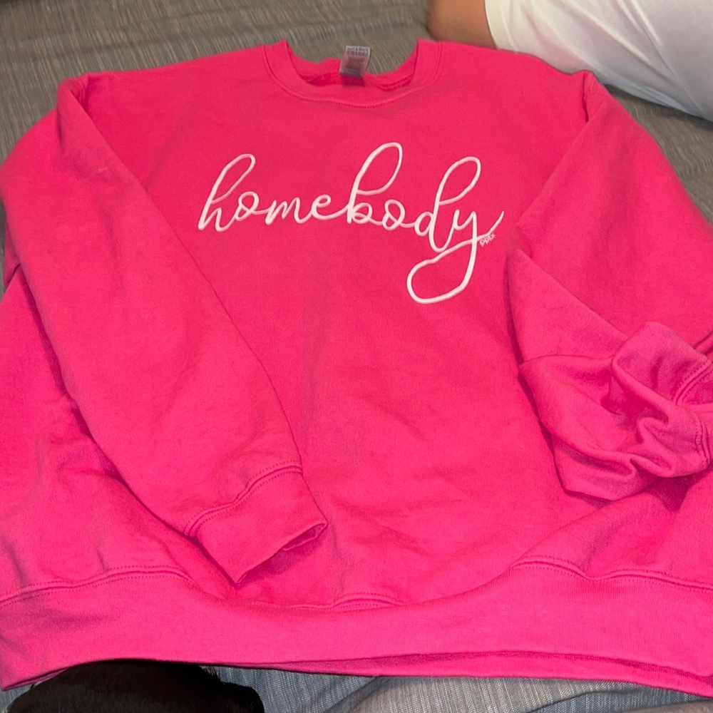 Sweatshirt Hot Pink  “Homebody”
